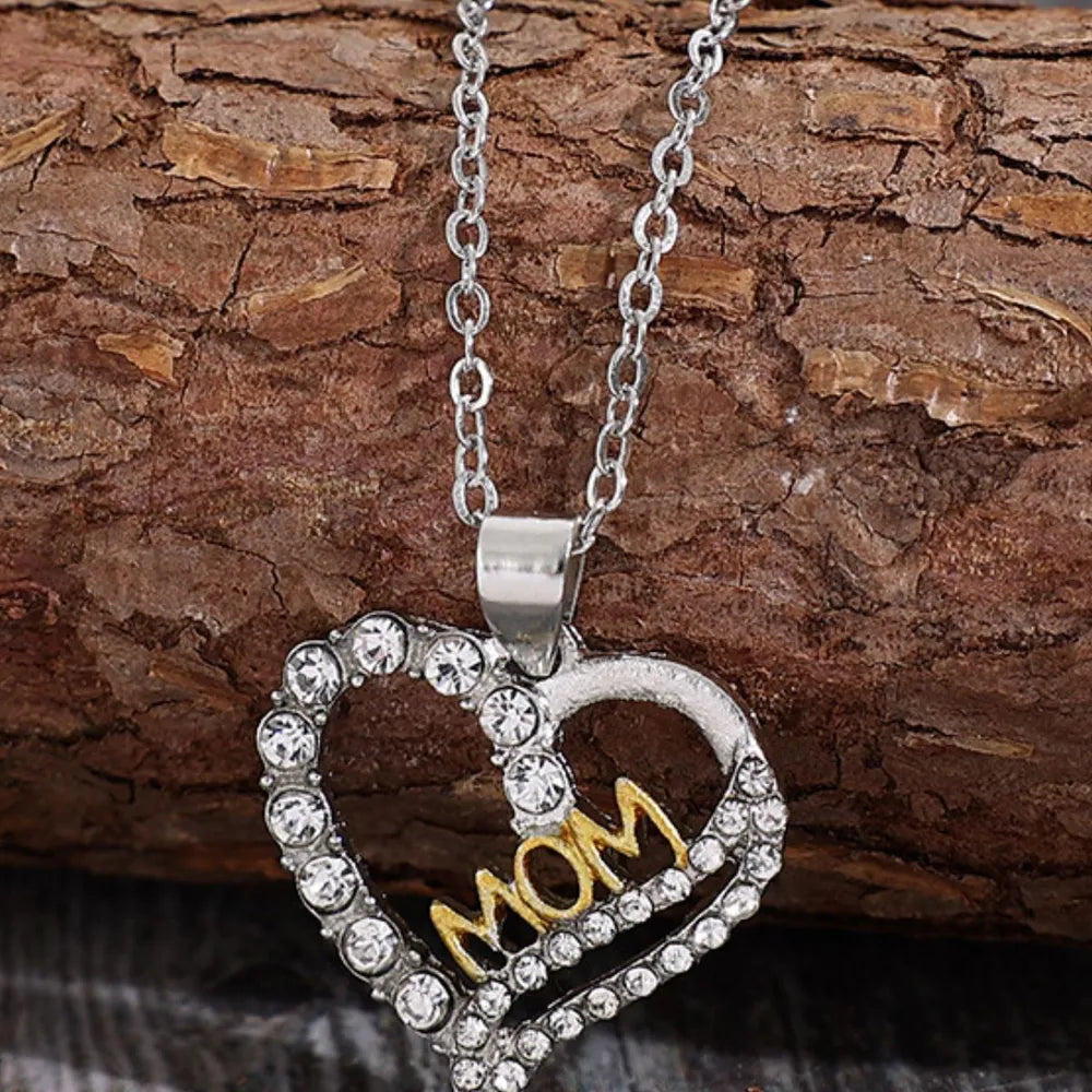 Alloy Inlaid Zircon Heart Pendant Necklace - Korvel