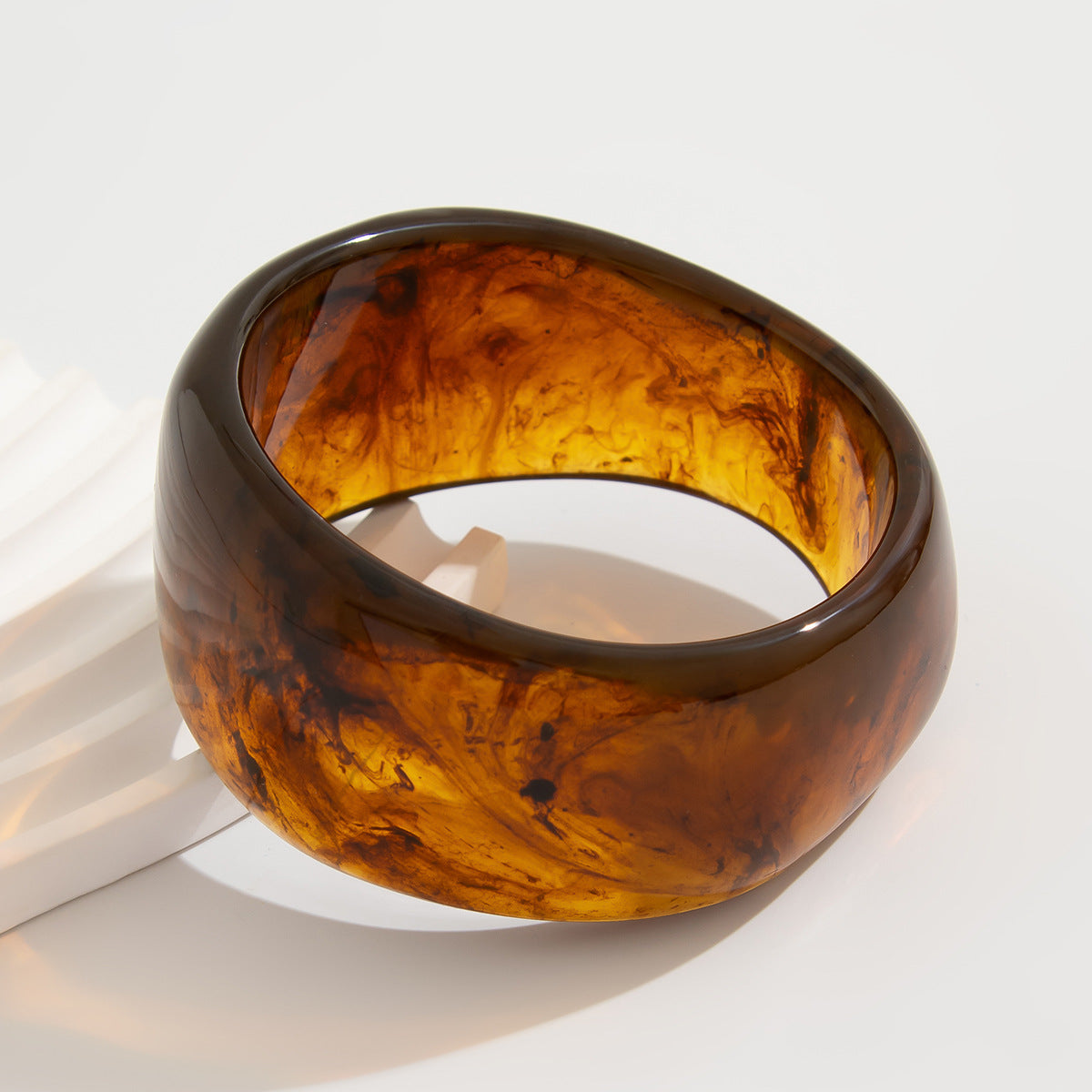 Vintage Irregular Dyeing Bracelet Round Wide Face Acrylic Bracelet for Women - Korvel