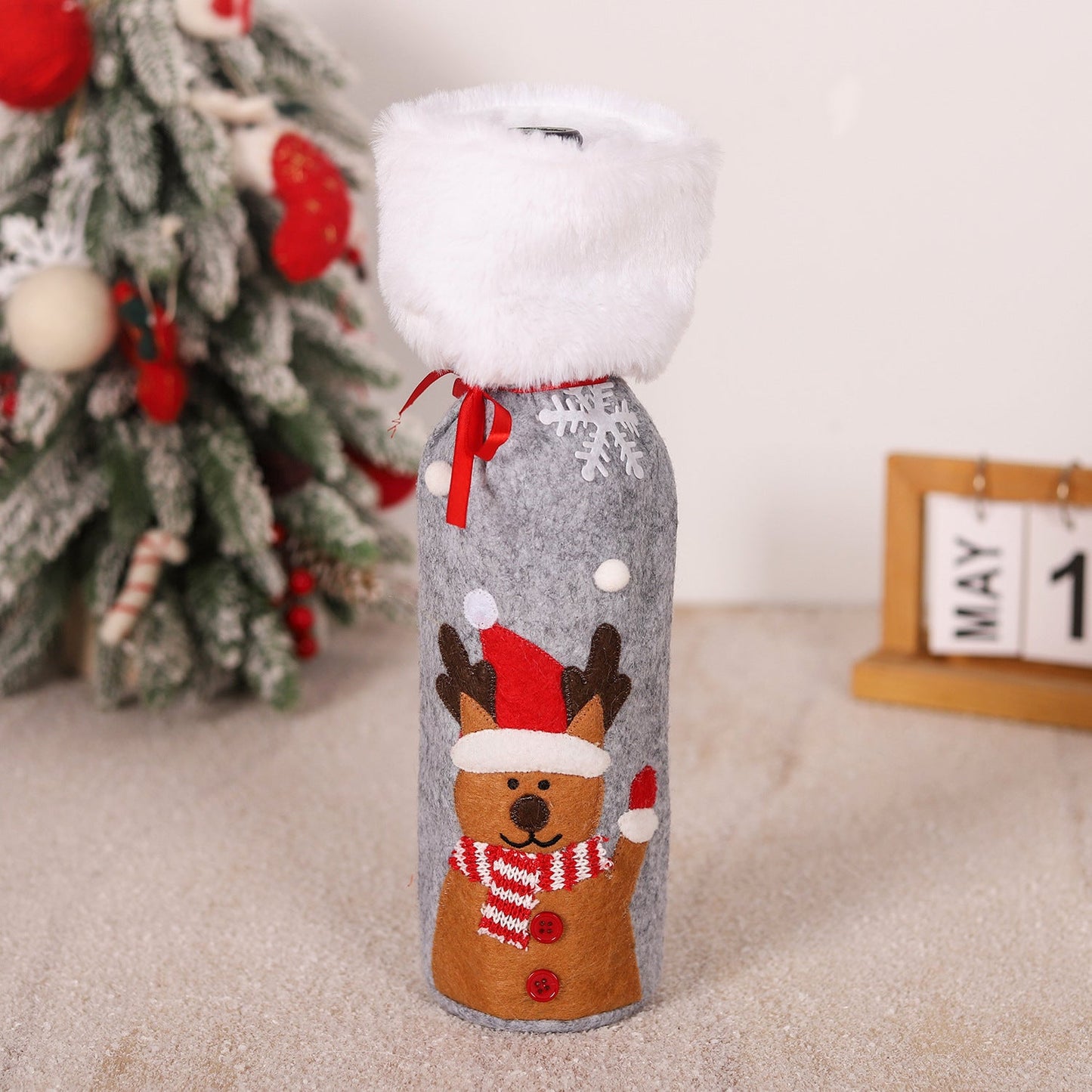 Christmas supplies red wine bottle covers elderly snowmen elk red wine bags household items - Korvel