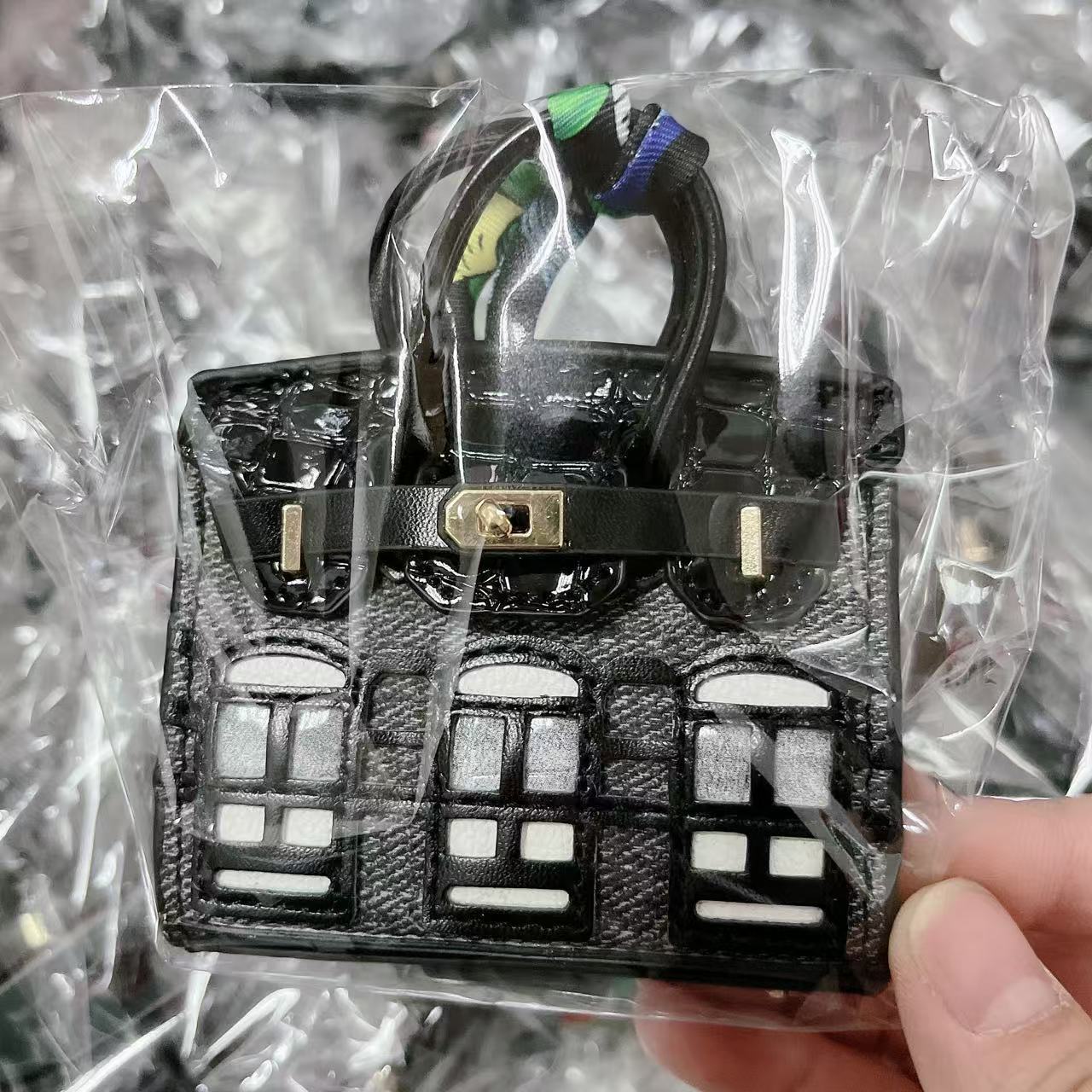 Small house bag mini window pendant headphone bag lipstick car key backpack backpack decoration - Korvel