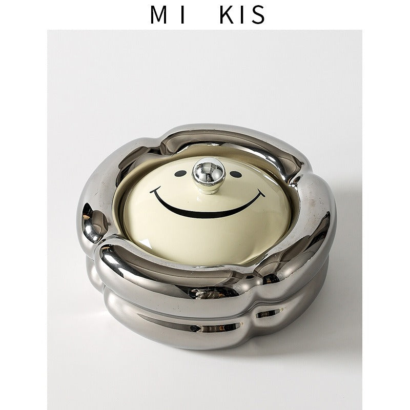 Elegant Ceramic Ashtray with Lid for Home and Office