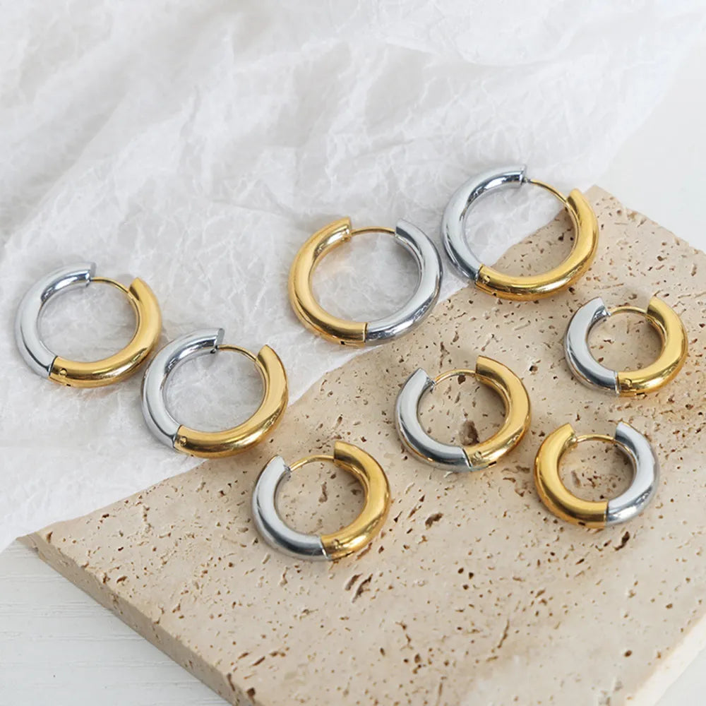 18K Gold-Plated Huggie Earrings - Korvel