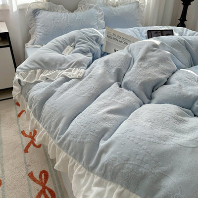 A-class ins princess style milk velvet four piece set lace carved velvet warm duvet cover winter bedding - Korvel