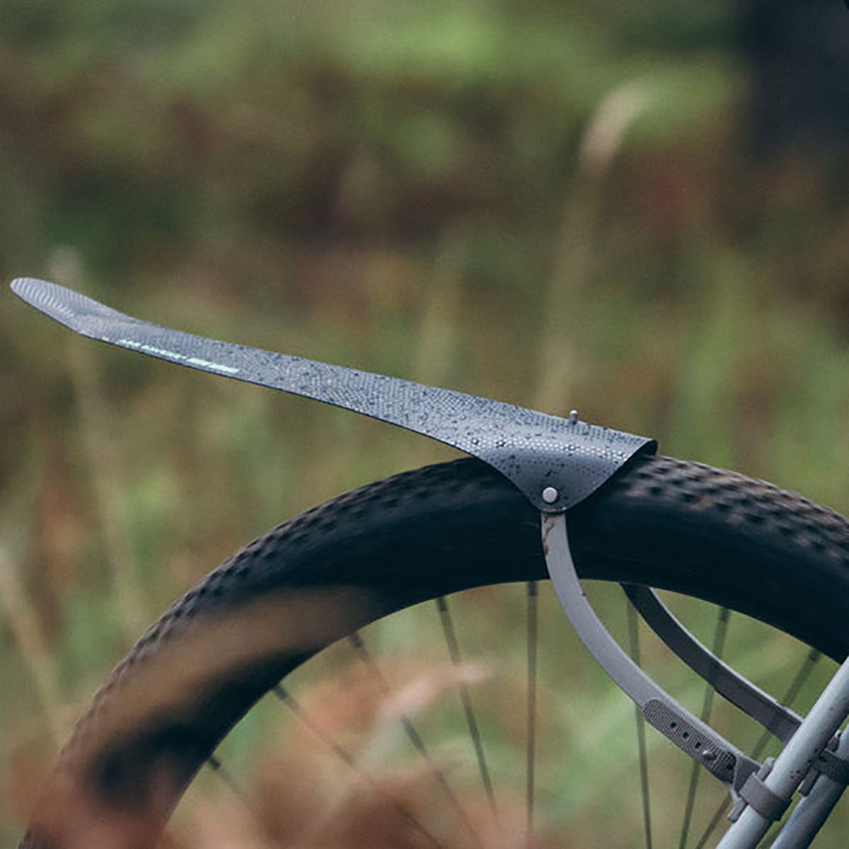 Garde-boue arrière Win Wing Gravel Ass Savers avec wishbone gris