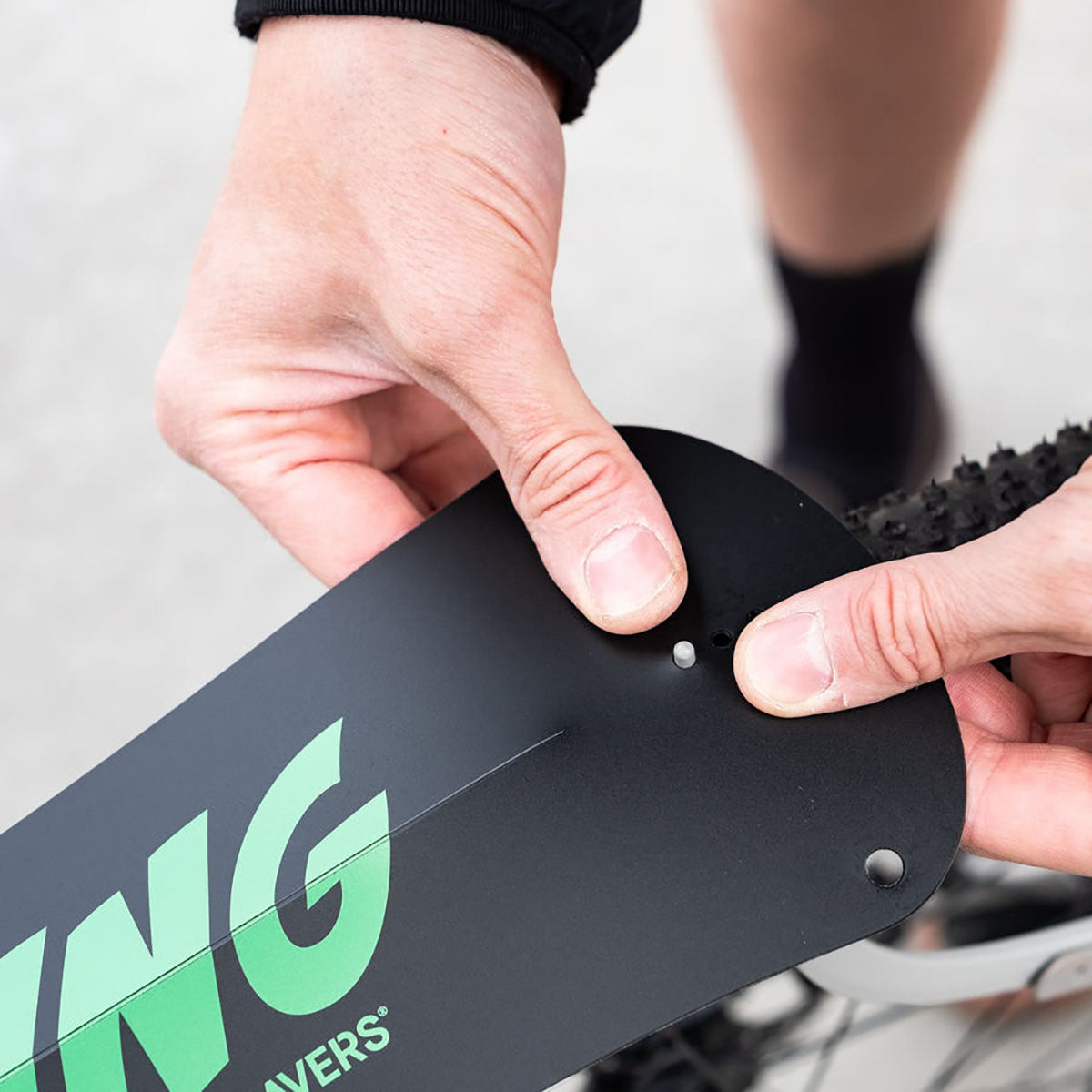 Garde-boue arrière Win Wing Gravel Ass Savers avec wishbone gris