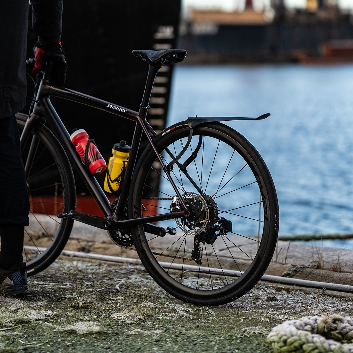 Garde-boue arrière Ass Savers Win Wing 2 avec wishbone noir
