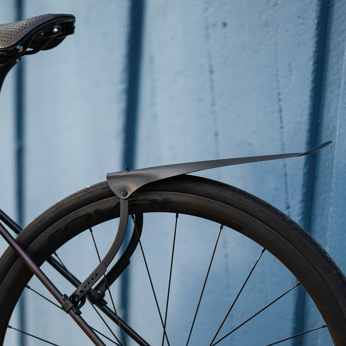 Garde-boue arrière Ass Savers Win Wing 2 avec wishbone noir