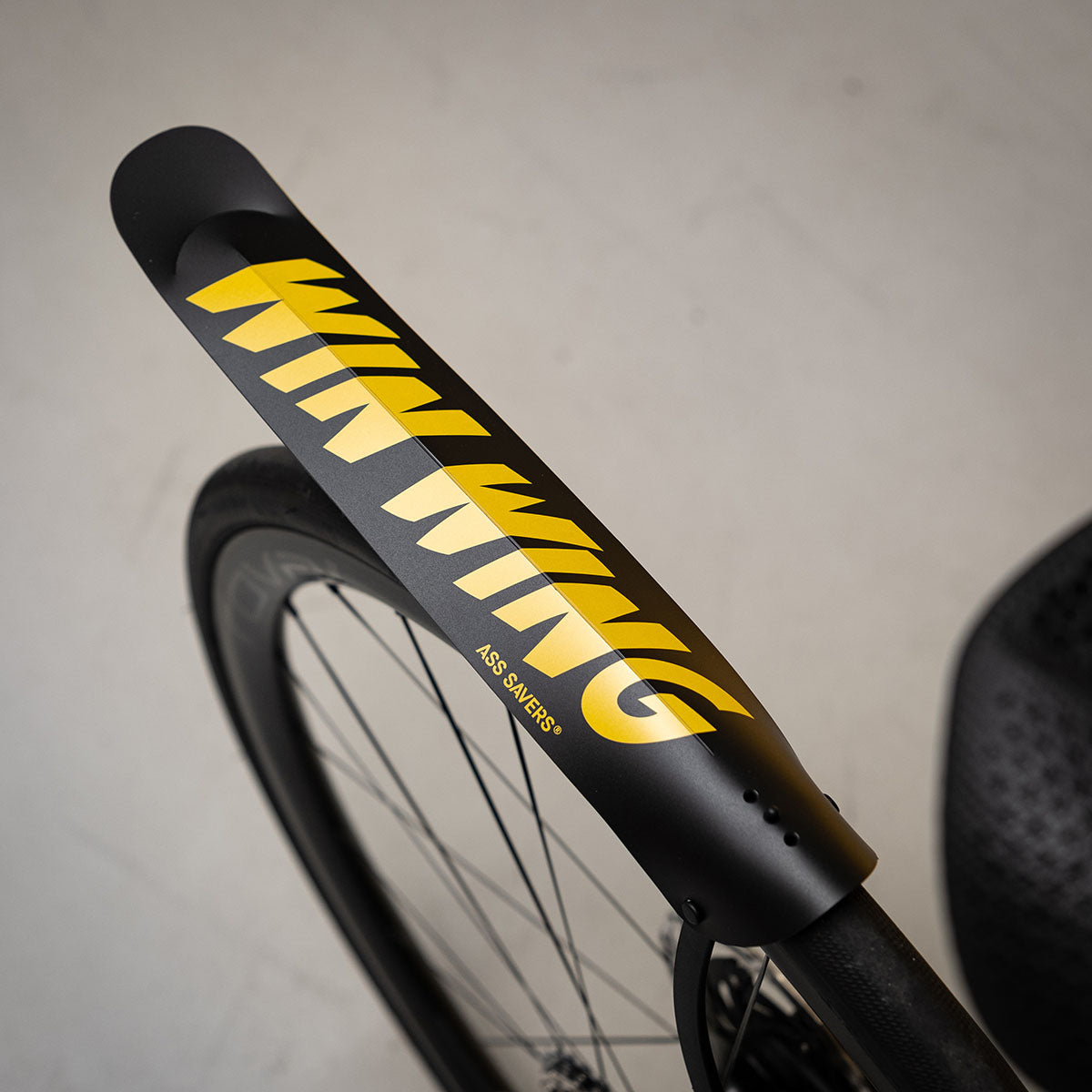 Garde-boue arrière Ass Savers Win Wing 2 avec wishbone noir