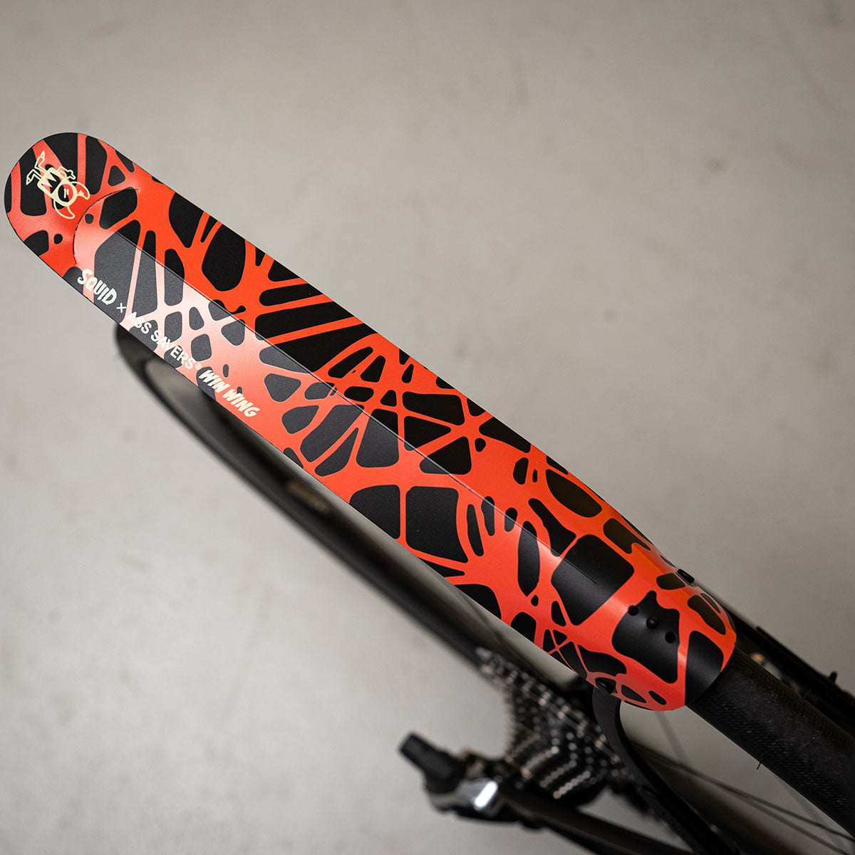 Garde-boue arrière Ass Savers Win Wing 2 avec wishbone noir
