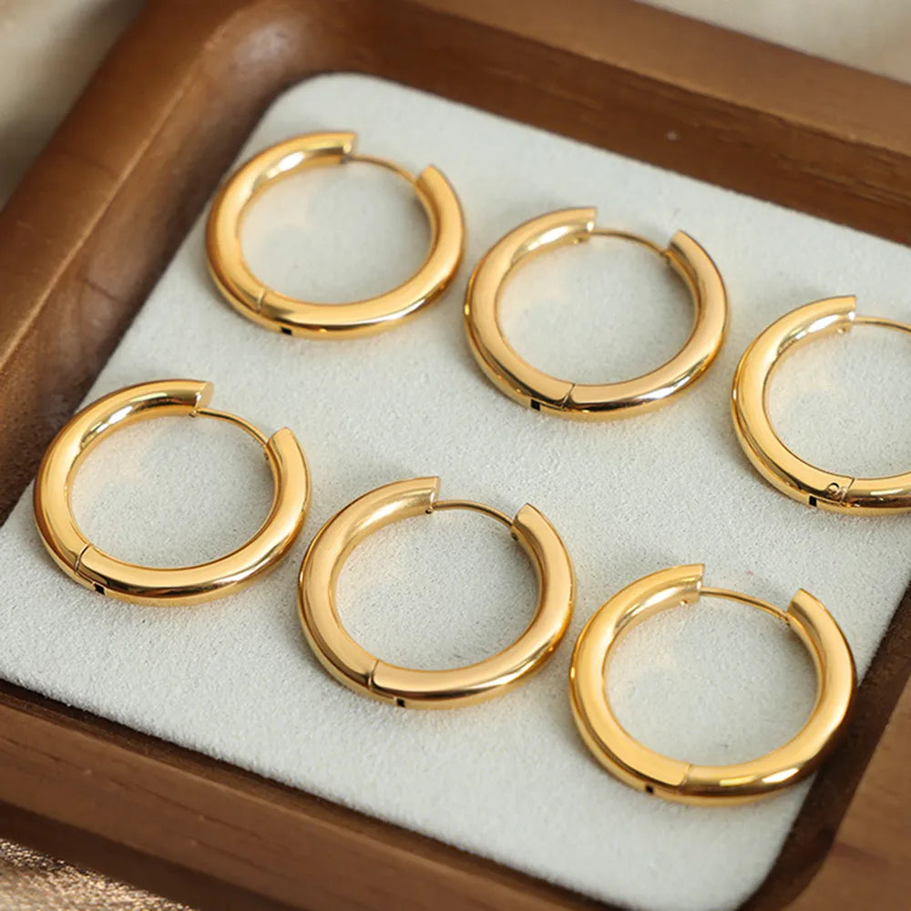 18K Gold-Plated Huggie Earrings - Korvel