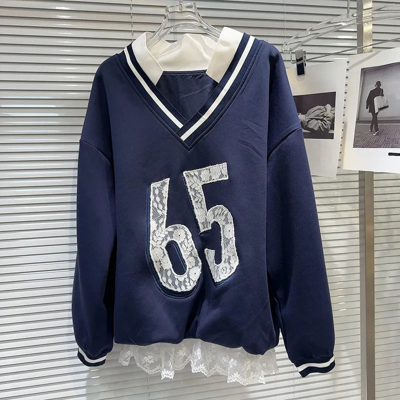 Conjunto de Sudadera con Cuello en V y Pantalones Cortos con Encaje para Mujeres Otoñales