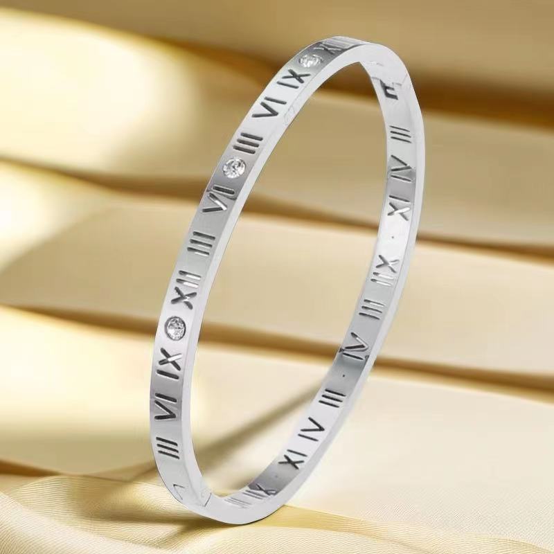 Bracelet en acier titane élégant pour femmes