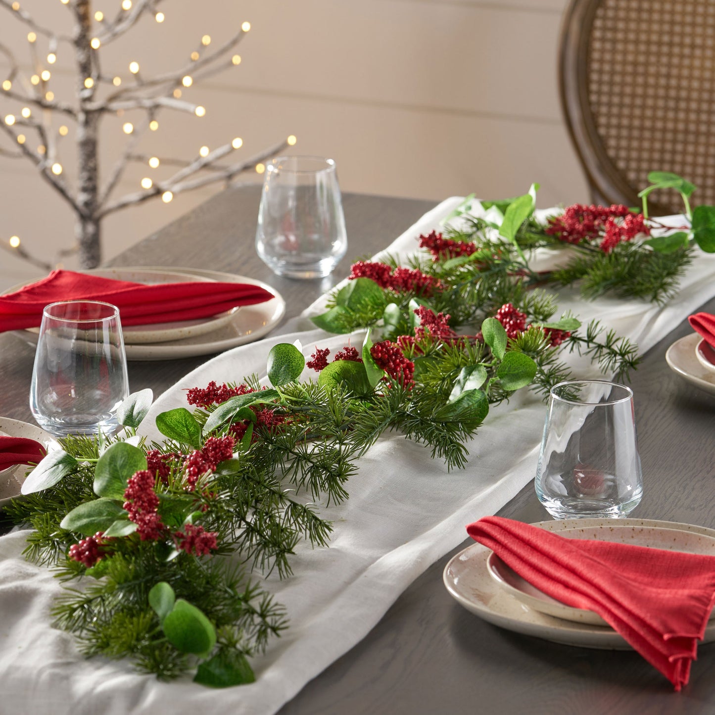5' LEAVES/BERRY GARLAND - Korvel