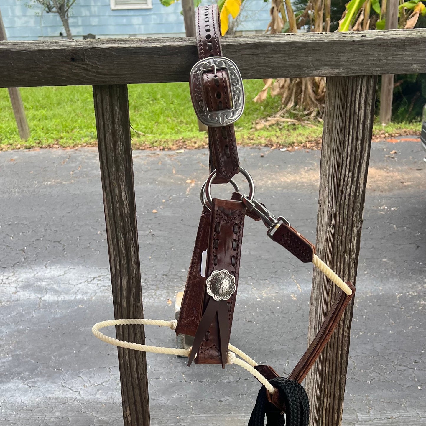 Deluxe Leather Rope Nose Halter with Tassels - Korvel