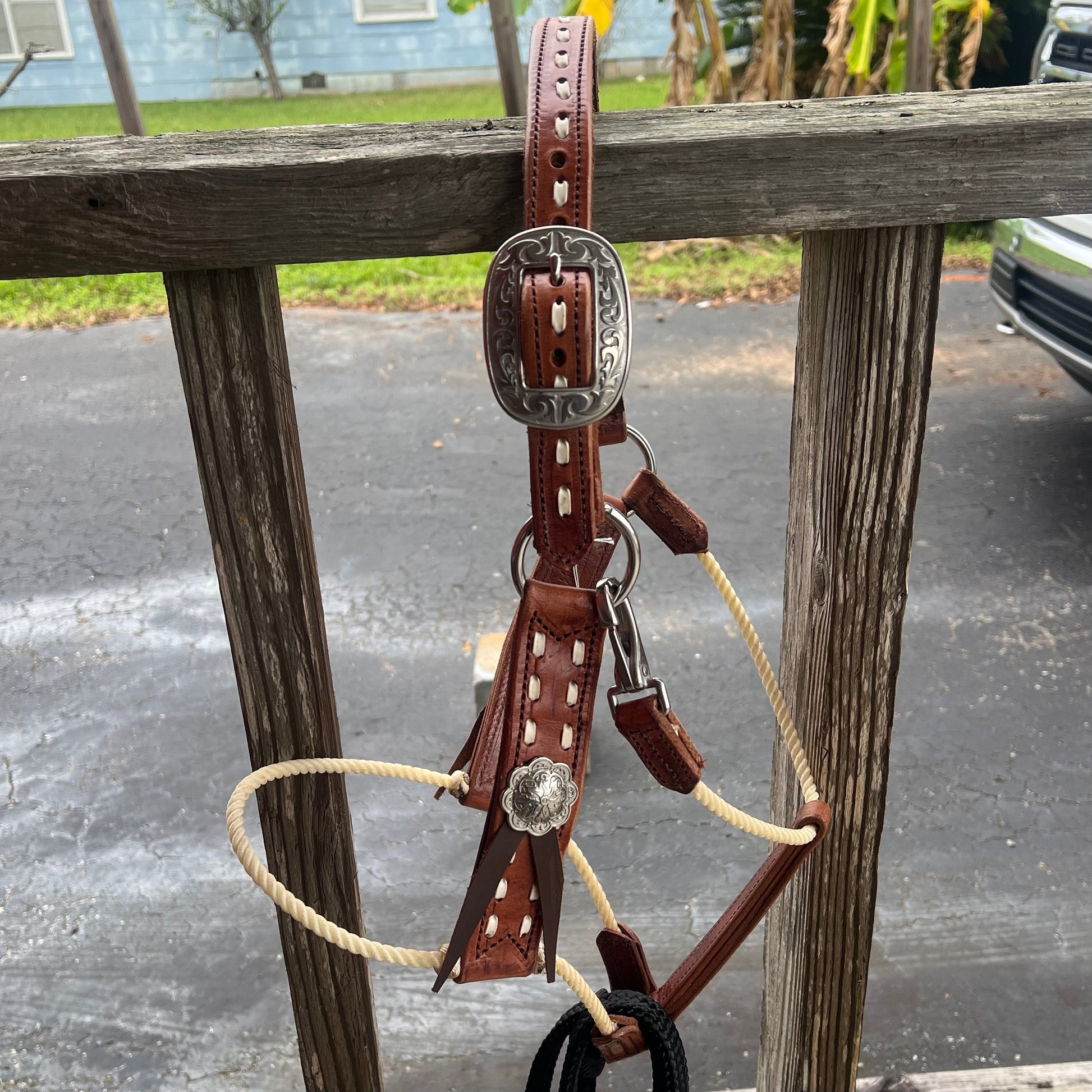 Deluxe Leather Rope Nose Halter with Tassels - Korvel