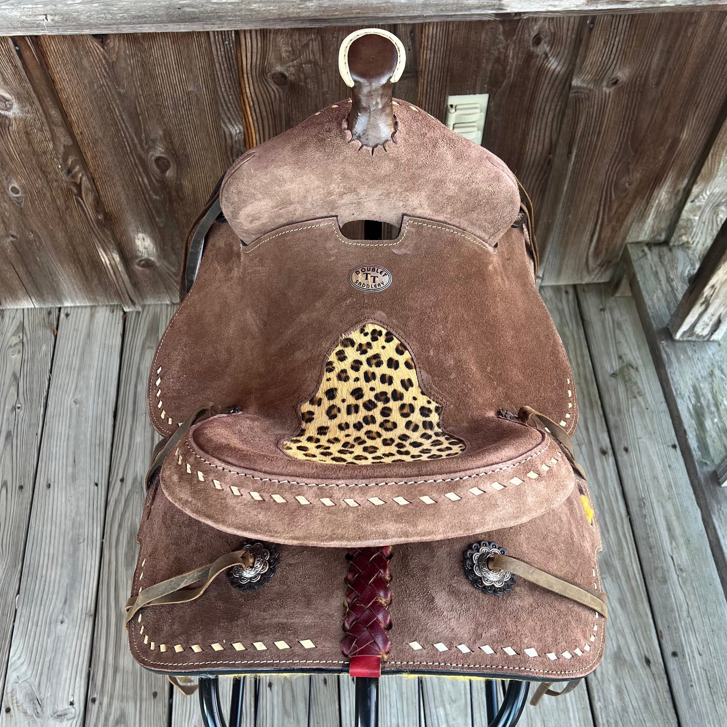 Silla Vaquera Infantil de 13" Cheetah de Double T