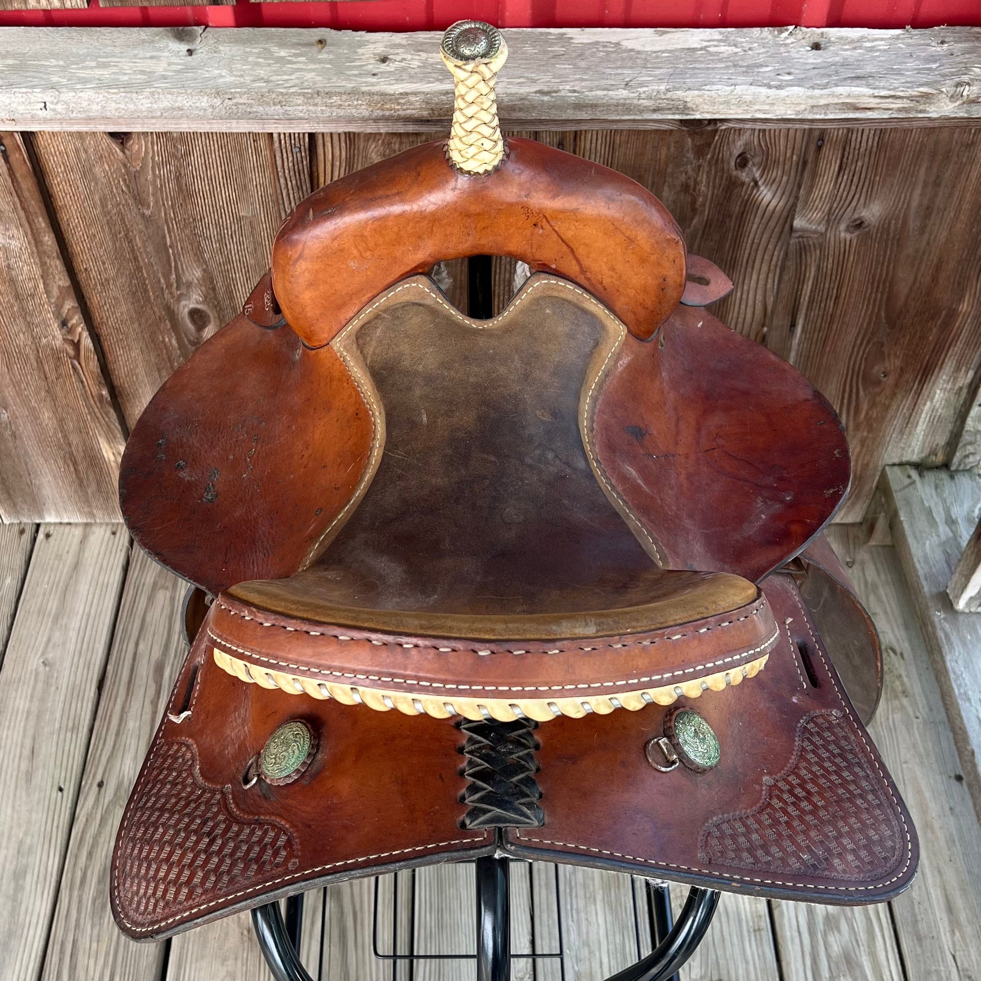 15" Dakota Barrel Saddle - Champion Quality - Korvel