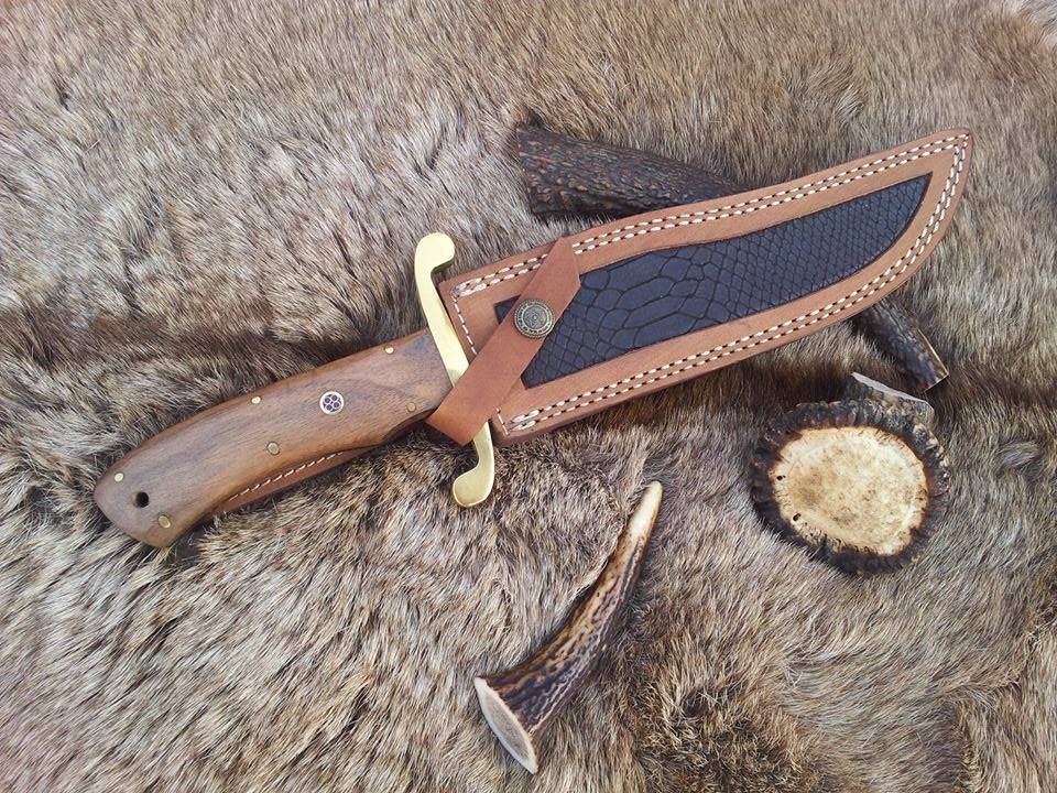 Exquisite Handmade Bowie Knife with Damascus Steel Blade & Rosewood Handle - 13" - Korvel