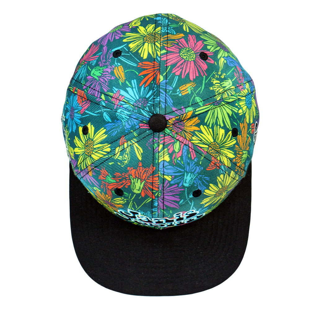 Gorra Ajustada Janis Joplin Daisies Arcoíris