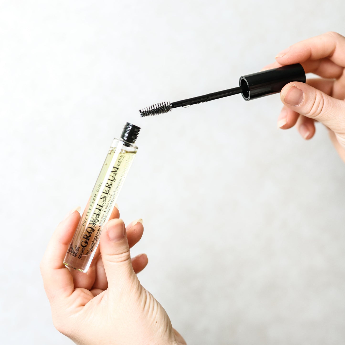 Revitalizing Eyelash & Eyebrow Growth Serum