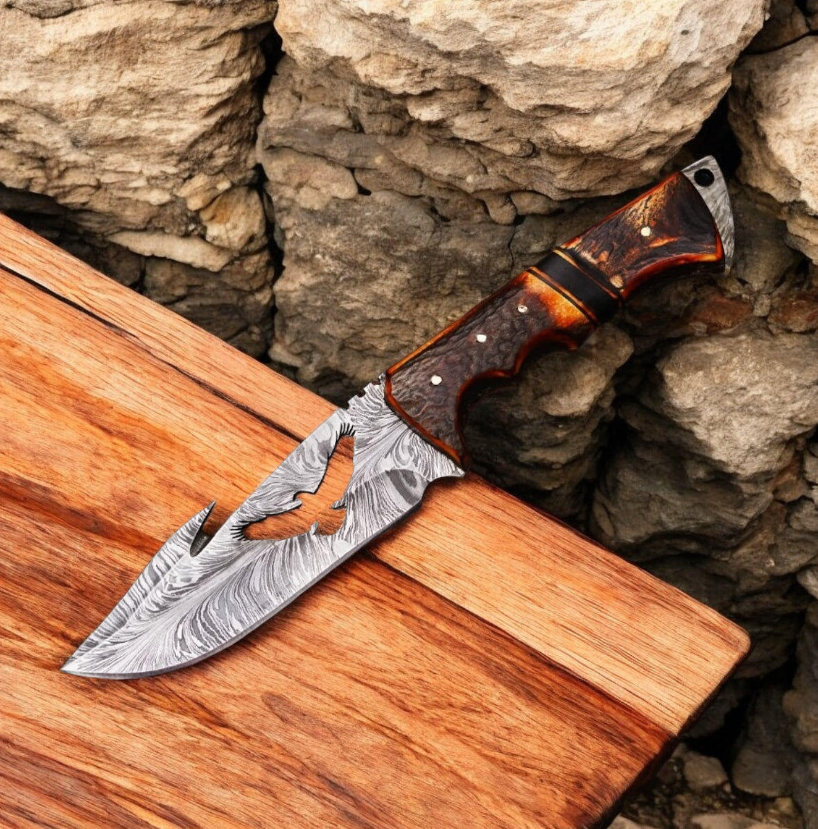 Elite Guthook Hunting Knife - Handcrafted Damascus Steel with Stag Horn Grip - Korvel