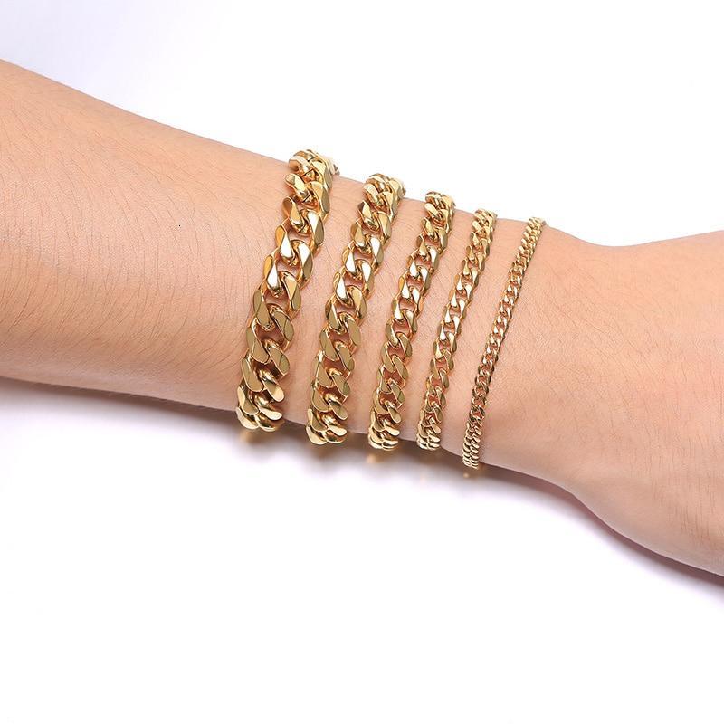 Men's Gold Tone Curb Link Bracelet - Stainless Steel Elegance