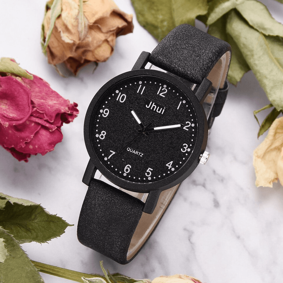 Montre en cuir élégante pour femmes