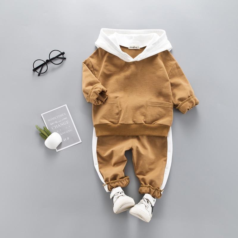 Ensemble d'Hiver Élégant pour Nouveau-nés Garçons - Sweat à Capuche et Pantalons