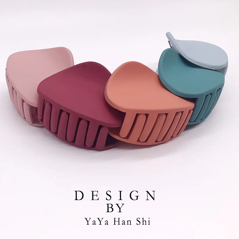 Korean Fashion Design Women Hair Claw Solid Color Hair Crab Retro Square Scrub Hair Clips - Korvel
