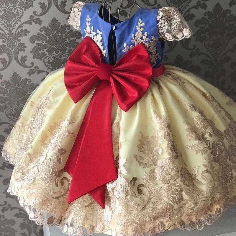 Robe de Princesse de Luxe Fait Main avec Nœud