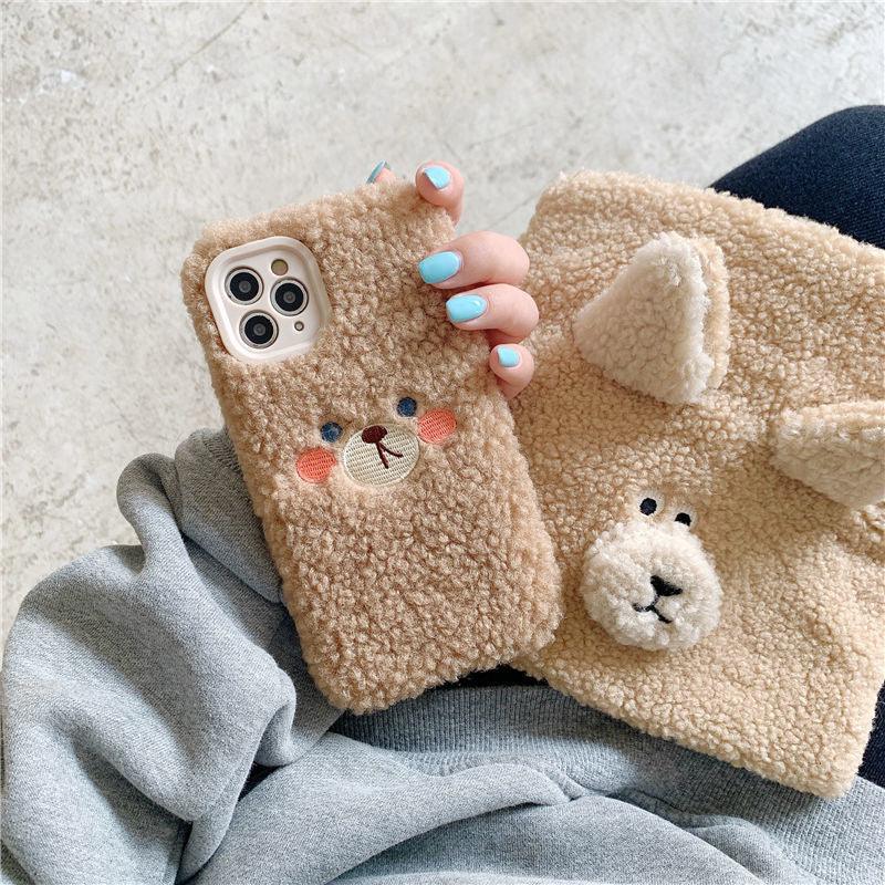 Coque de téléphone en peluche ours brun mignon pour modèles d'iPhone