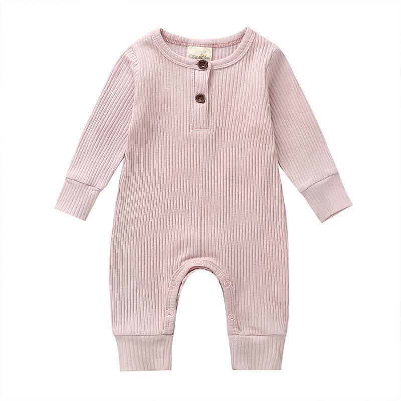 Mono de bebé recién nacido elegante para todas las estaciones