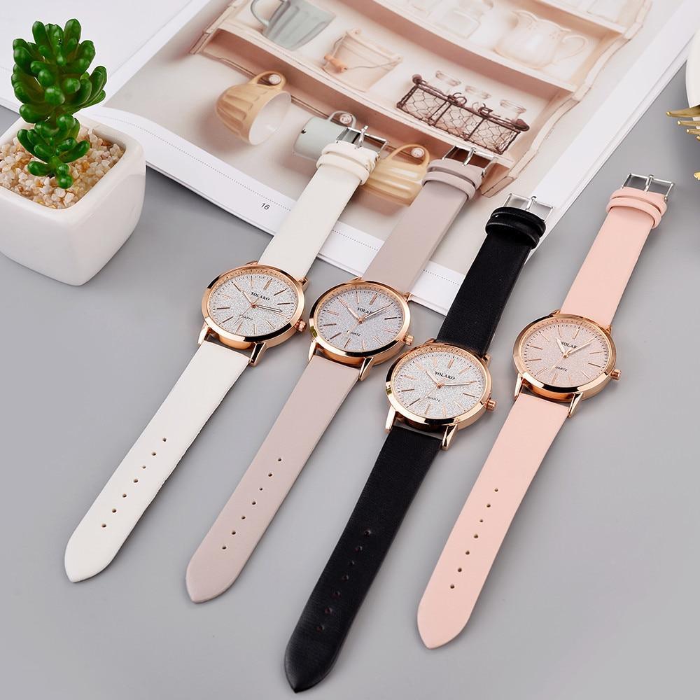 Montre à quartz de luxe pour femmes avec bracelet en cuir