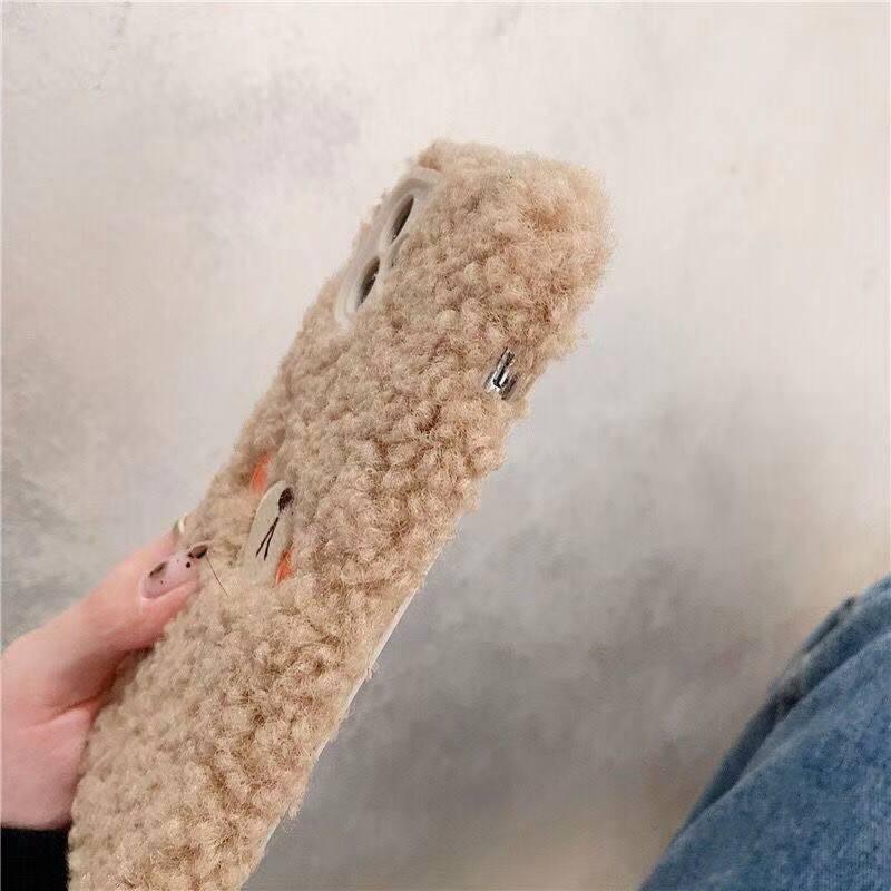 Coque de téléphone en peluche ours brun mignon pour modèles d'iPhone