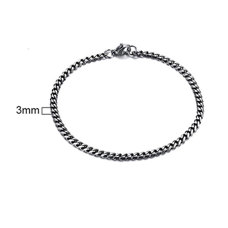 Men's Gold Tone Curb Link Bracelet - Stainless Steel Elegance