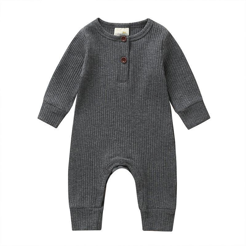 Mono de bebé recién nacido elegante para todas las estaciones