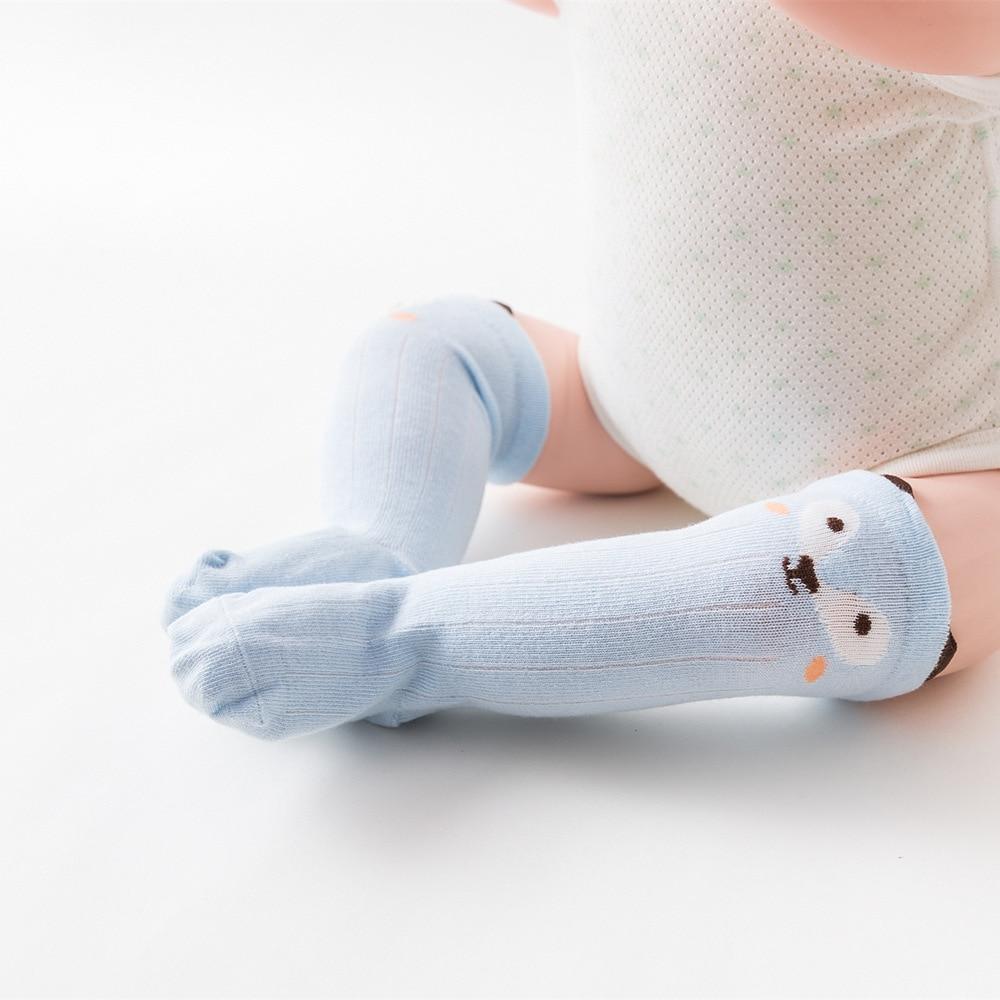 Chaussettes Bébé Blanches Montantes Premium - Design Antidérapant en Coton