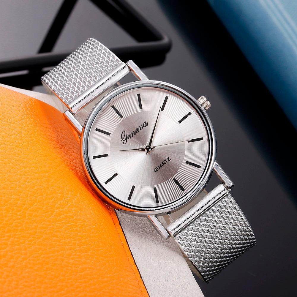 Montre à Quartz Décontractée pour Femmes avec Bracelet en Silicone Élégant