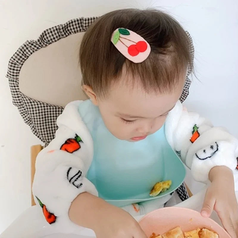 Bibs de alimentación de silicona a la moda para recién nacidos