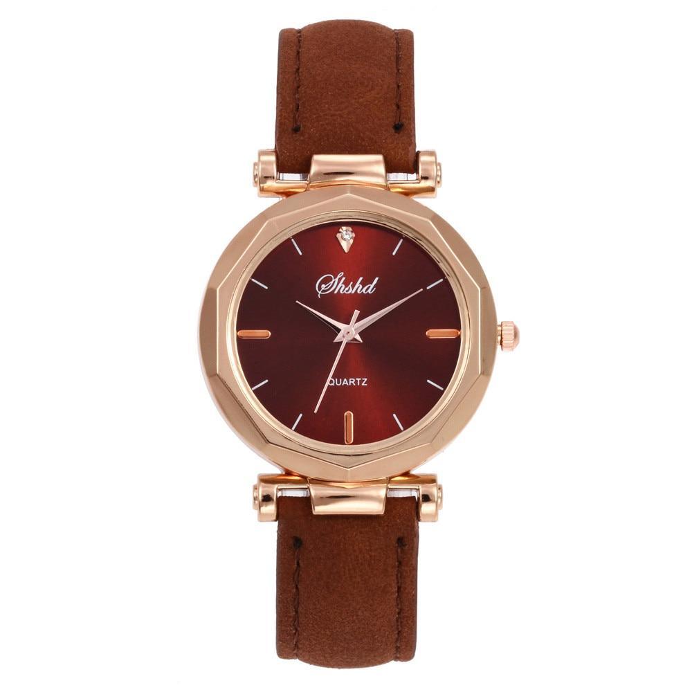 Montre en cuir ornée de rhinestones pour femmes