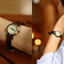 Montre en cuir vintage pour femmes avec cadran noir