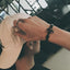 Pulsera de Paracord con Ancla Negra Elegante para Hombres