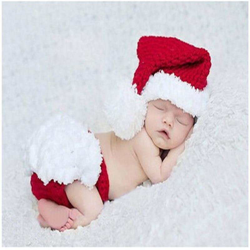 Ensemble de bonnet et pyjama en tricot fait main pour nouveau-nés