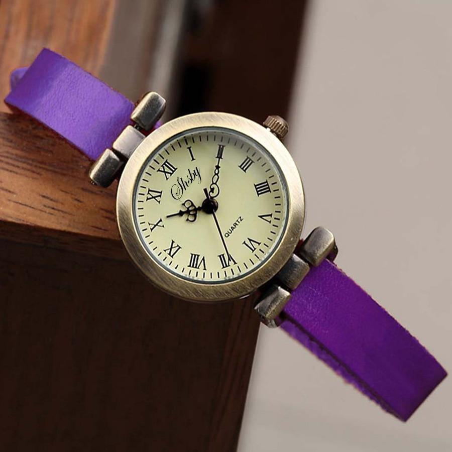 Montre en cuir vintage pour femmes avec cadran noir