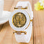 Montre à Quartz Élégante STEVVEX pour Femmes avec Accents en Cristal