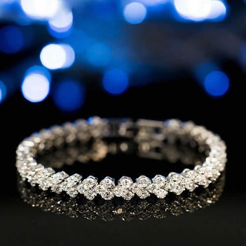 Elegant Rose Gold Bracelet with Crystal Heart Charm