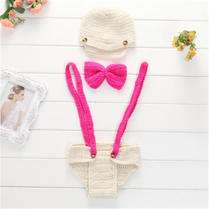 Ensemble de bonnet et pyjama en tricot fait main pour nouveau-nés