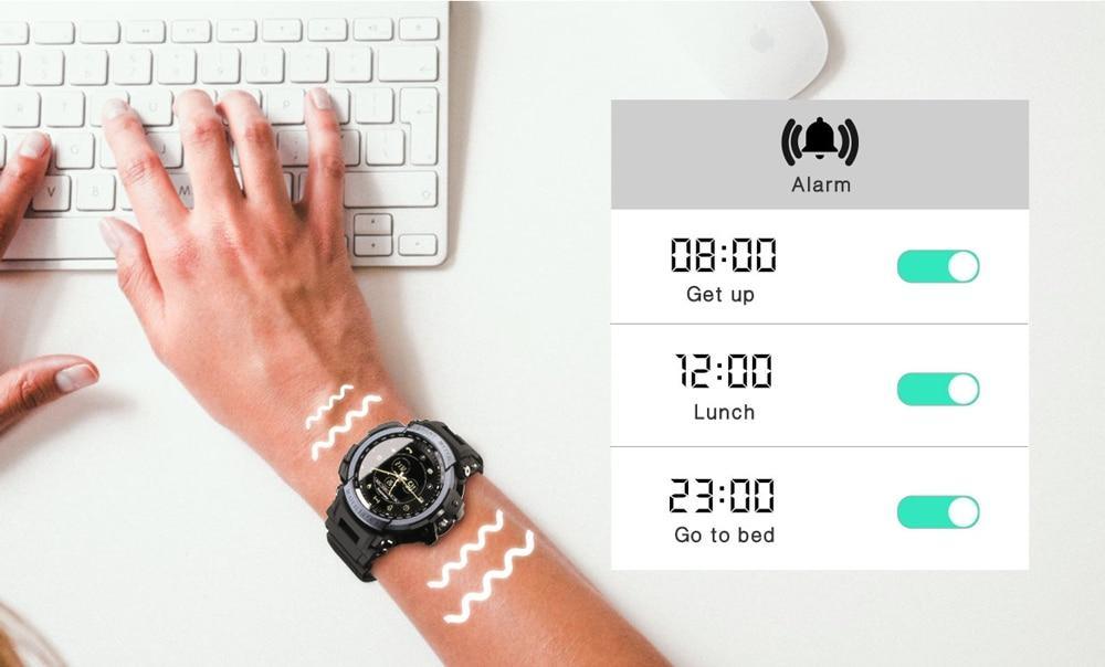 Montre intelligente sportive moderne - Étanchéité 5ATM et connectivité Bluetooth