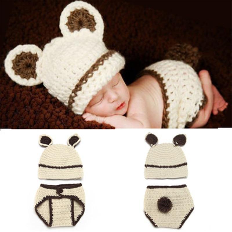 Ensemble de bonnet et pyjama en tricot fait main pour nouveau-nés