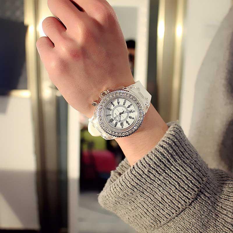 Montre LED de Luxe STEVVEX - Élégante et Tendance
